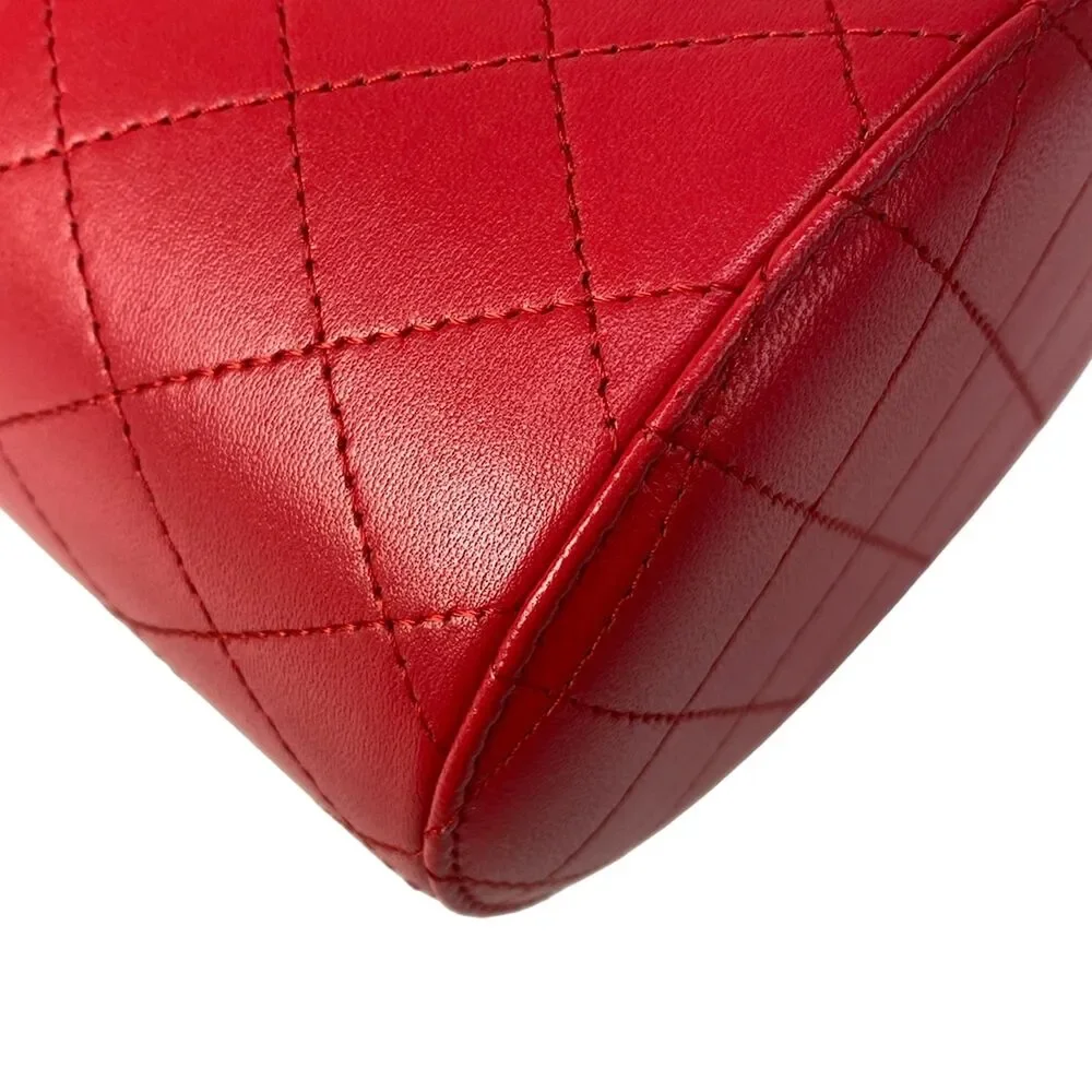 Chanel Matelasse Vanity Bag AP1616